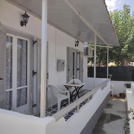 Victory'S House, 3Min Walk To Skala'S Sandy Beach Екстериор снимка